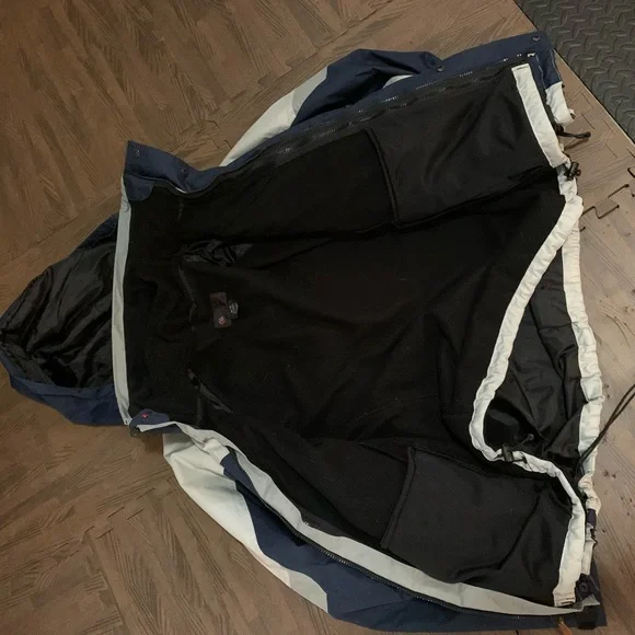 Evolution Jacket - Picture 3 of 3